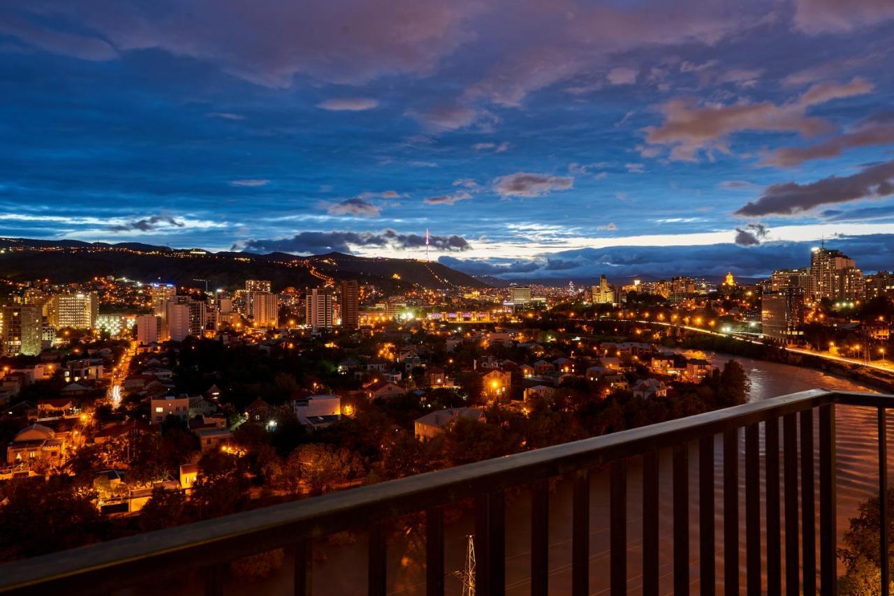 Apartment By The River Tbilisi Exterior foto